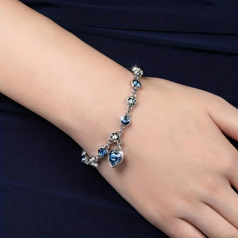 Hjartaarmband með hafbláum steini | Hvítagull